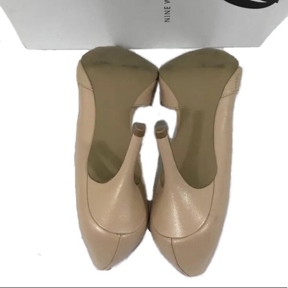 Professional nude heels- Nine West- size 7.5 - Picture 7 of 8